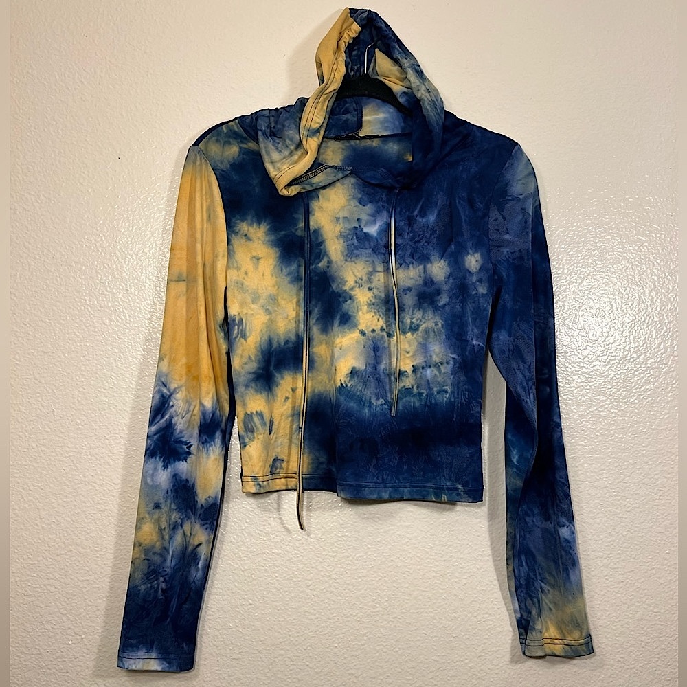 Ara Sports Super Soft Tie Dye Hoodie Medium